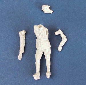 Copper State Models F35-028 Canadian Motor MG Brigade Leaning Crewman 1/35 – imagen 2