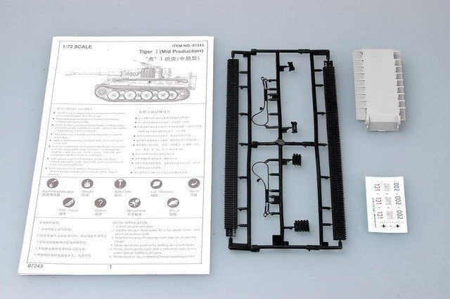 Trumpeter 07243 Tiger Ausf. E Mid 1/72 – image 2