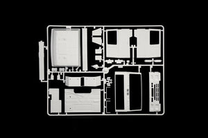 Italeri 3945 VOLVO F16 Globetrotter Canvas Truck with elevator 1/24 – imagen 12