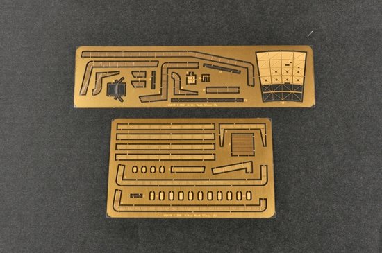 Trumpeter 05620 USS Constellation CV-64 1/350 – image 18