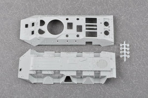 Trumpeter 01593 Véhicule blindé de transport de troupes russe BTR-70 en Afghanistan (1/35) – image 5