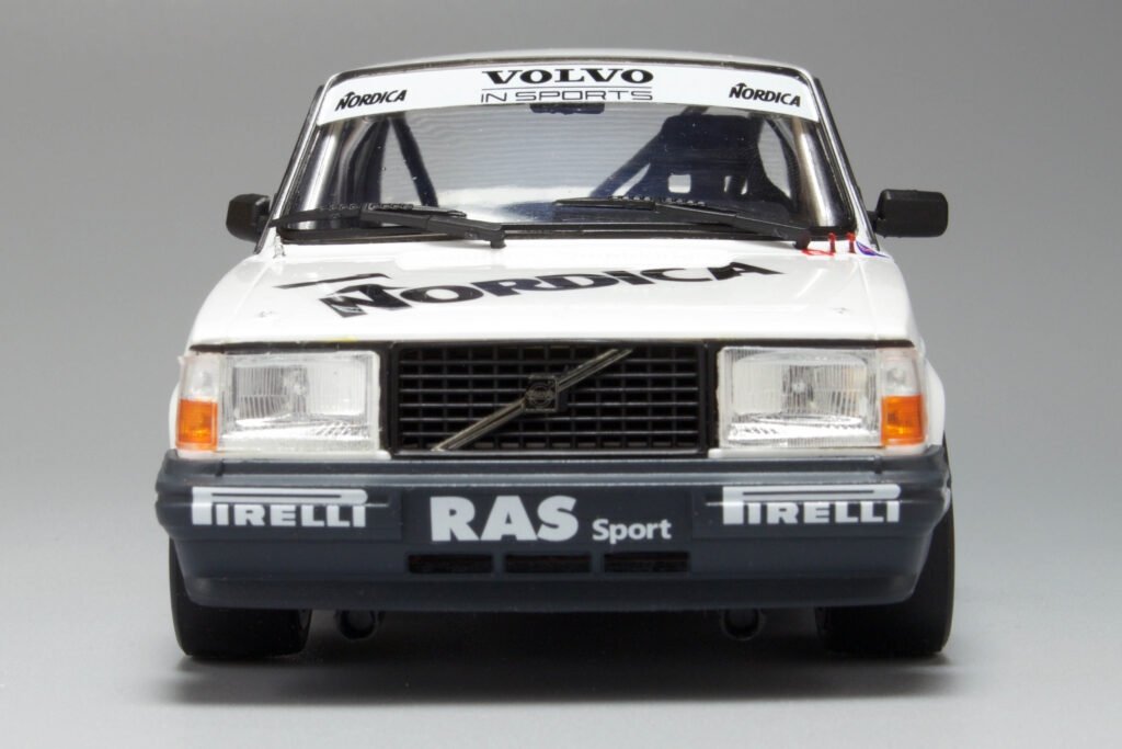 NuNu PN24013 Volvo 240 Turbo &amp;#39;86 ETCC Hockenheim Winner 1/24 – imagen 8