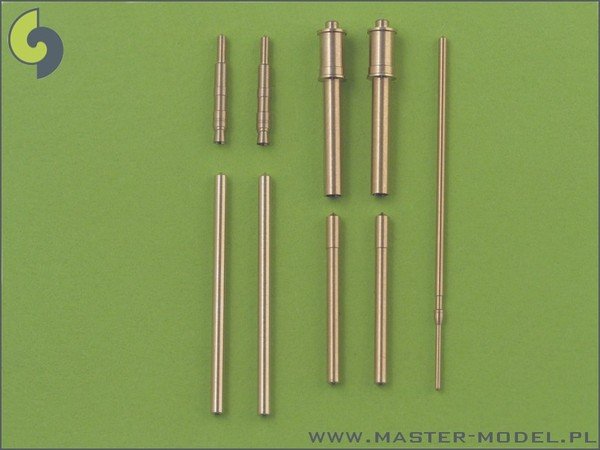 Ensemble d'armement Master AM-48-019 Fw 190 A7, A8 (embouts de canon MG 131, canons MG 151, carénages MG 151) et tube Pitot (1/48)