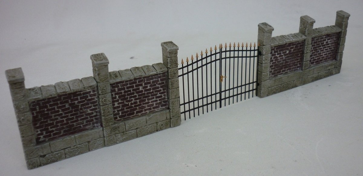 RT-Diorama 35230 Clôture en fer forgé avec mur de briques 1/35 – image 6
