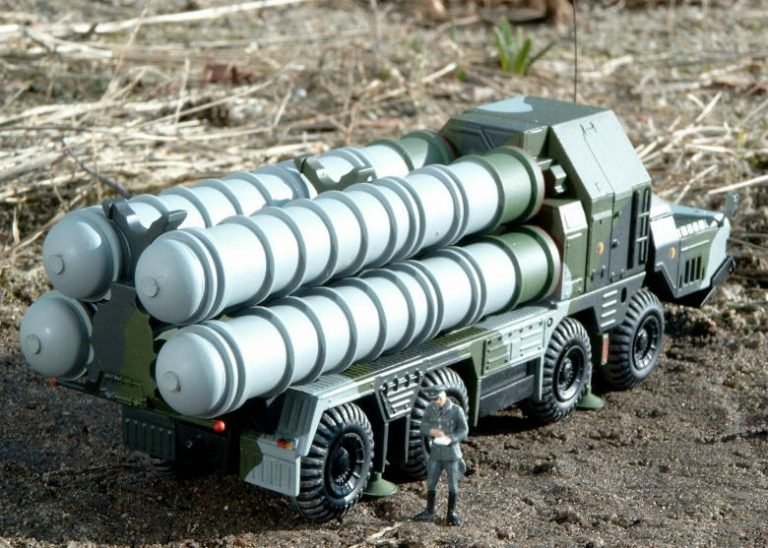 PST 72050 S-300PMU (SA-10“Grumble”) Air Defense System 5P85S 1/72 – imagen 4