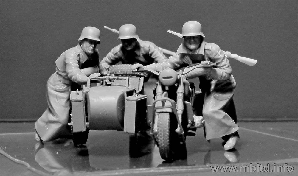 Master Box 35178 German Motorcyclists WWII – Bild 2