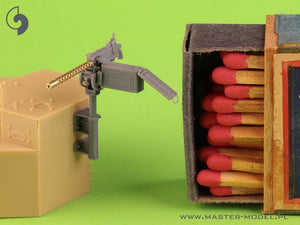 Master GM-35-087 Browning M1919 A4 .30 cal (7,62mm) - z uchwytem plot. M20 (używany np. na M3 Stuart) lub z kołyską D7431 (np. M3 Scout Car) 1/35 – Bild 3
