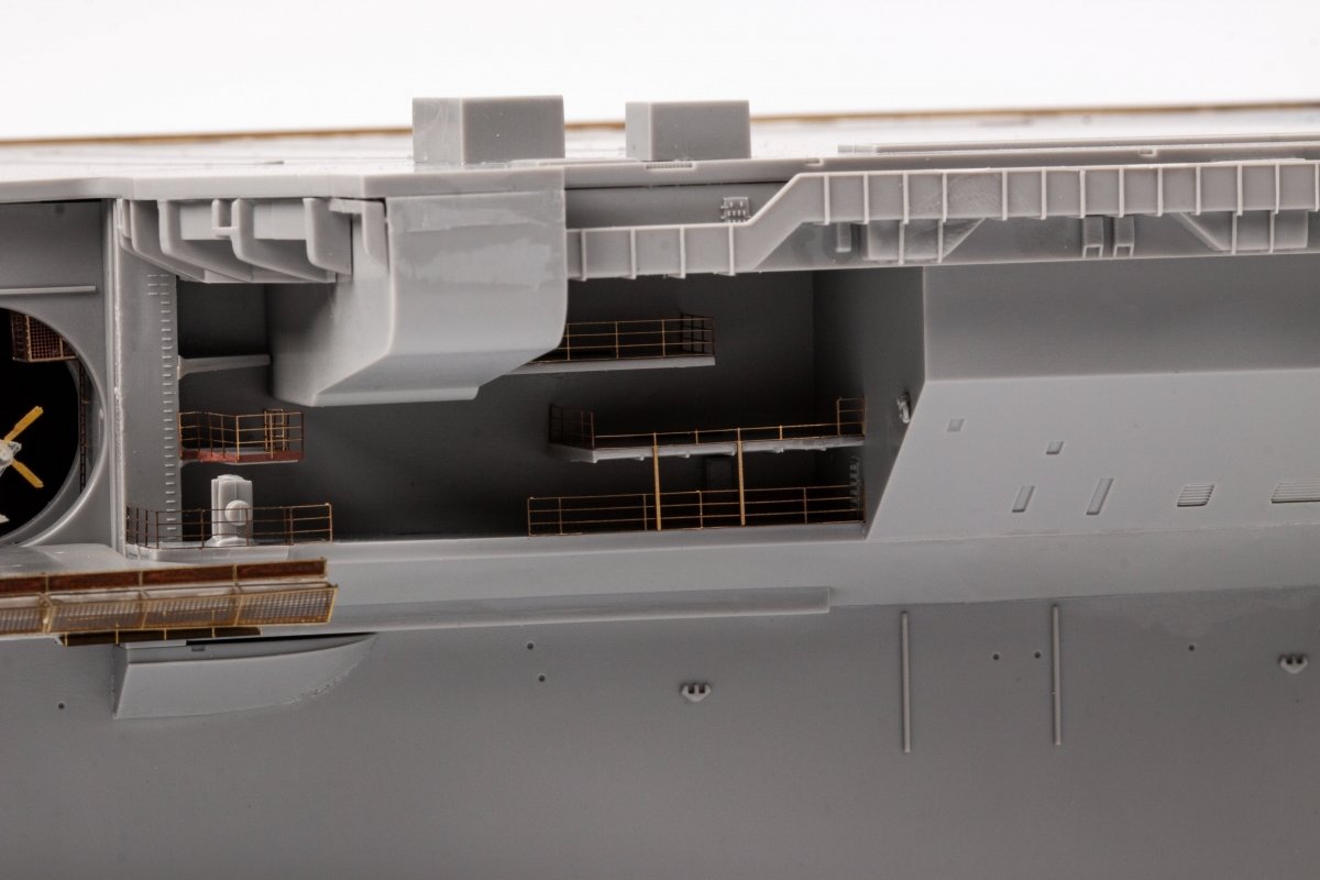 Eduard 53283 USS Constellation CV-64 partie 3 - rambardes et filets de sécurité TRUMPETER 1/350 – image 7