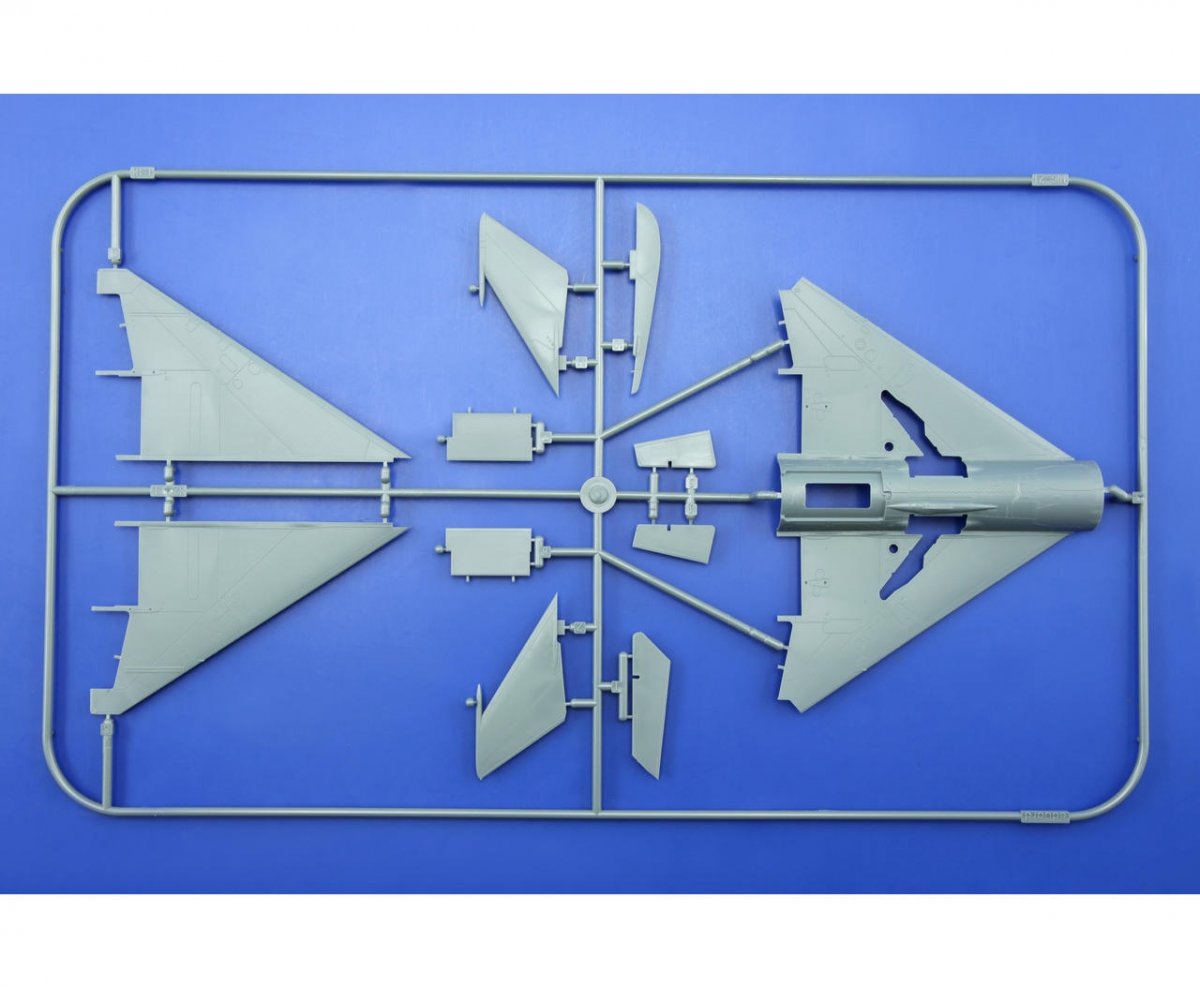 Eduard 8237 MiG-21PFM 1/48  – image 4