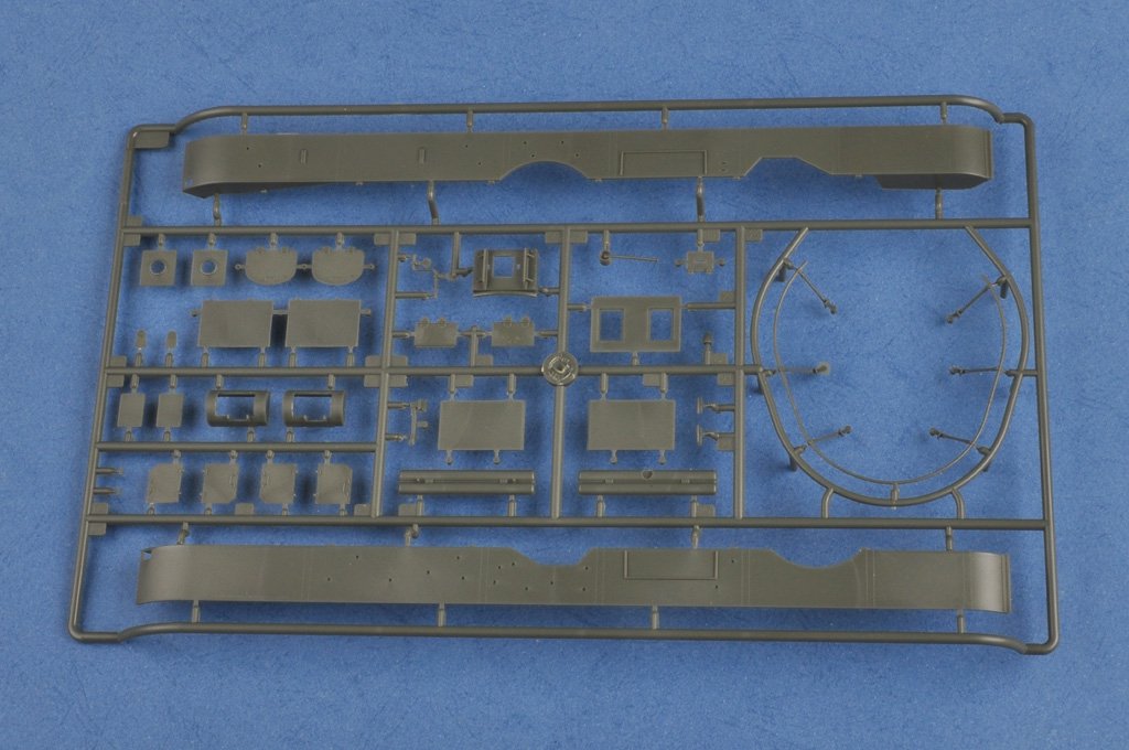 Hobby Boss 83842 Soviet T-35 Heavy Tank -Before – imagen 6