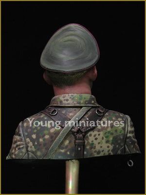 Young Miniatures YM1831 German Waffen SS Officer 1944 1/10 – imagen 5