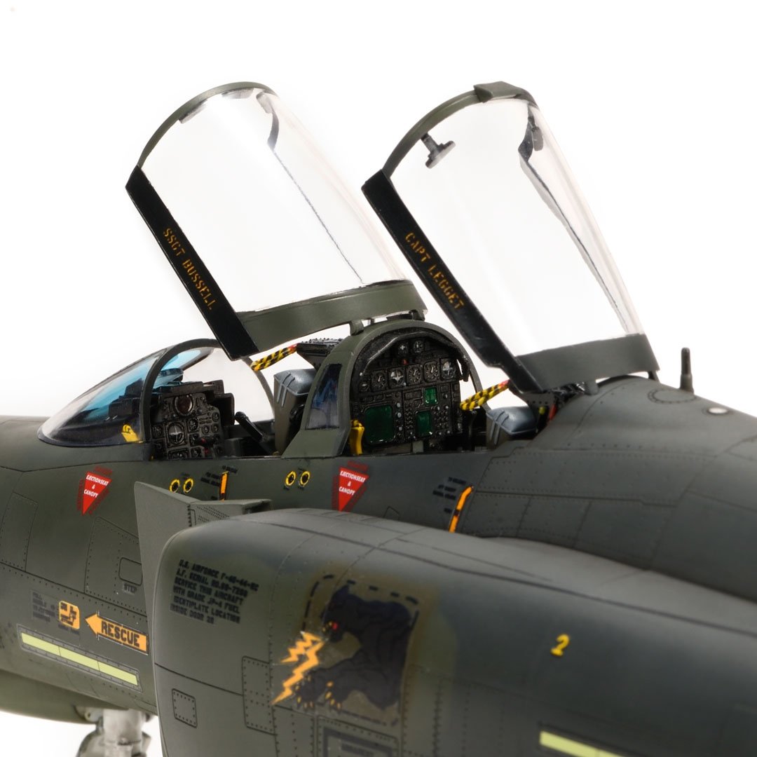 Zoukei-Mura SWS4814 F-4EG Phantom II WILD WEASEL V 1/48 – image 7