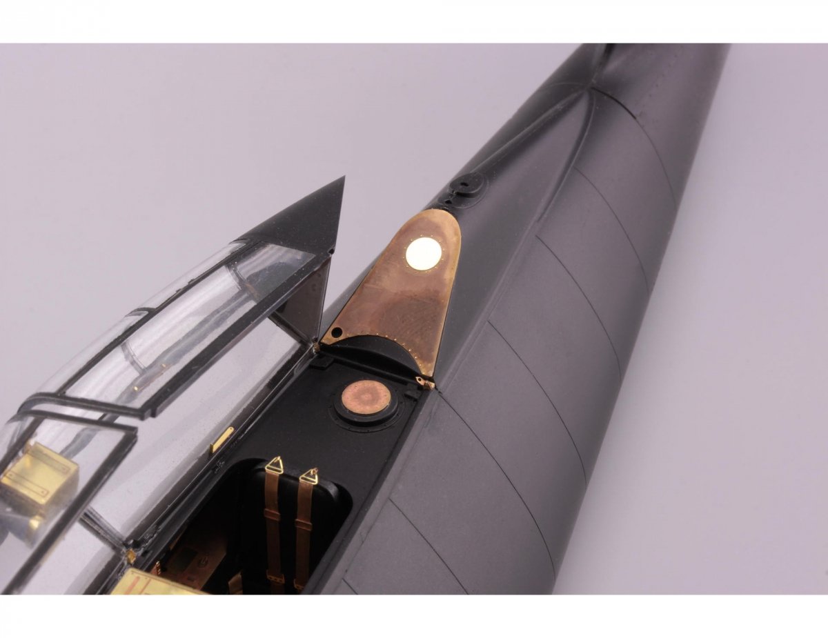 Eduard 32893 Me 262B-1 interior REVELL 1/32 – imagen 3