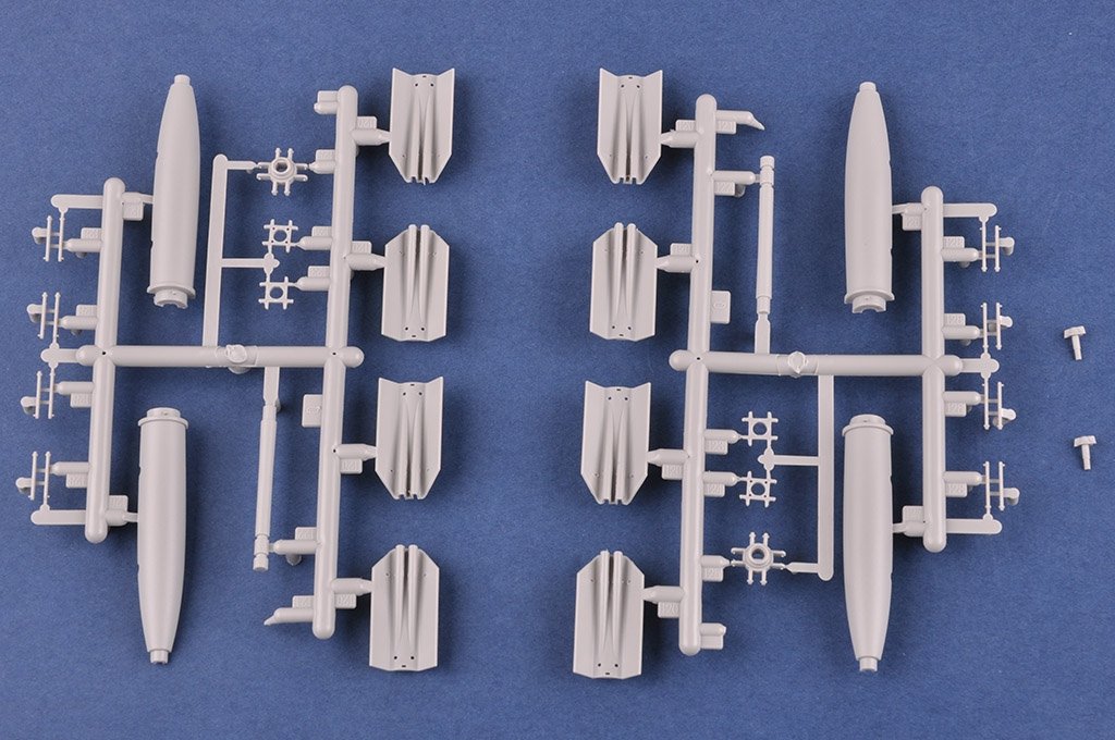 Hobby Boss 81804 AV-8B Harrier II 1/18 – image 12