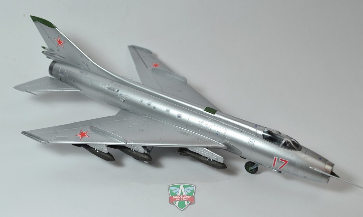 Modelsvit 72019 S-32MK Soviet bomber 1/72 – zdjęcie 6