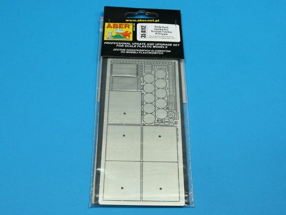 Réservoirs de carburant latéraux Aber 35A112 pour chars soviétiques type KV (1/35) – image 3