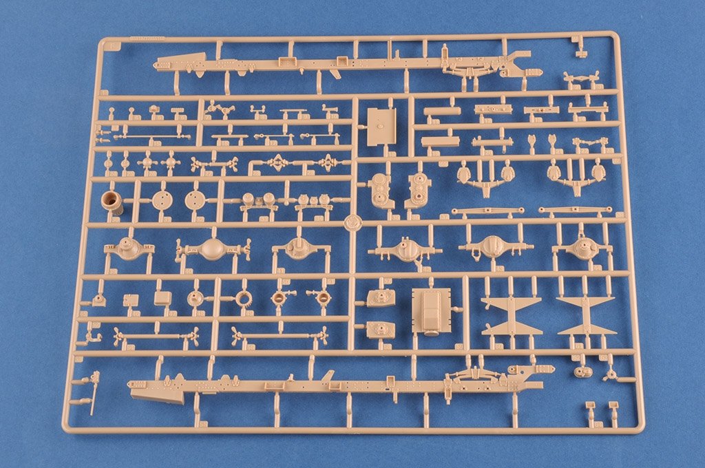 Hobby Boss 85524 M911 C-HET w/ Talbert 64T Trailer 1/35 – imagen 8