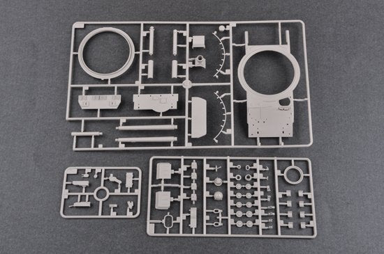 Trumpeter 01550 Russian T-62 Mod.1975 With KMT-6 Mine Plow 1/35 – imagen 10