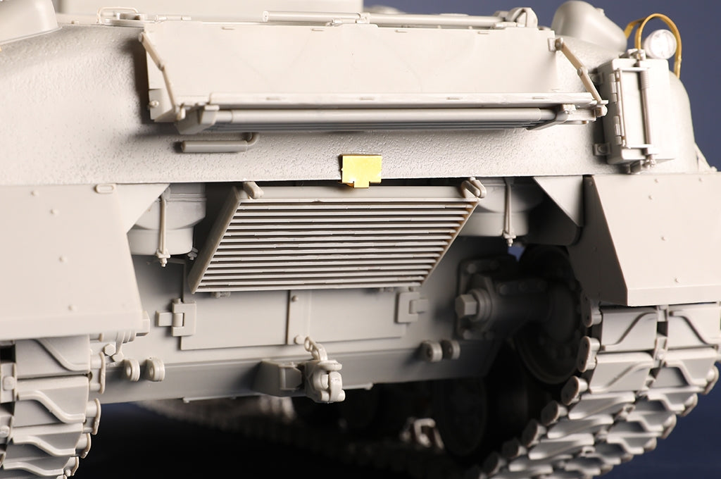 I Love Kit 61618 M4A1E8 Medium Tank 1/16 – image 9
