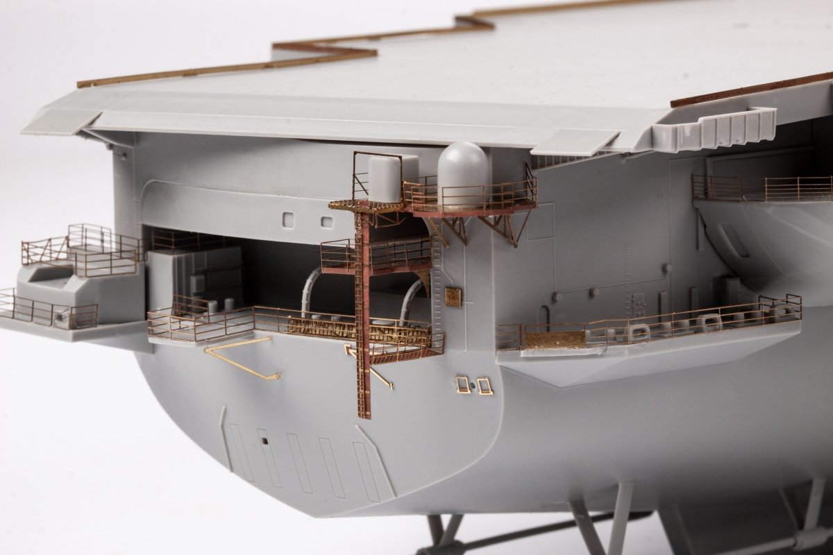 Eduard 53283 USS Constellation CV-64 partie 3 - rambardes et filets de sécurité TRUMPETER 1/350 – image 9
