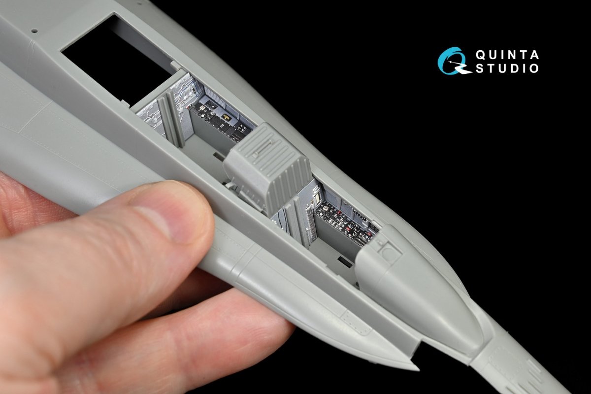 Quinta Studio QD48145 F/A-18B 3D-Printed &amp;amp; coloured Interior on decal paper (for Kinetic kit) 1/48 – immagine 8