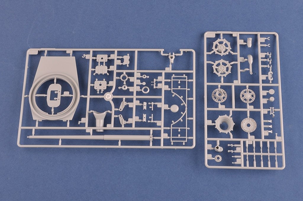 Hobby Boss 84558 Pz.Kpfw.VI Sd.Kfz.182 Tiger II Porsche Véhicule de première production Fgst.Nr.280009 1/35 – image 12