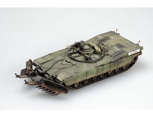 Trumpeter 01535 M1A1/A2 Abrams 5in 1 1/35 – image 4