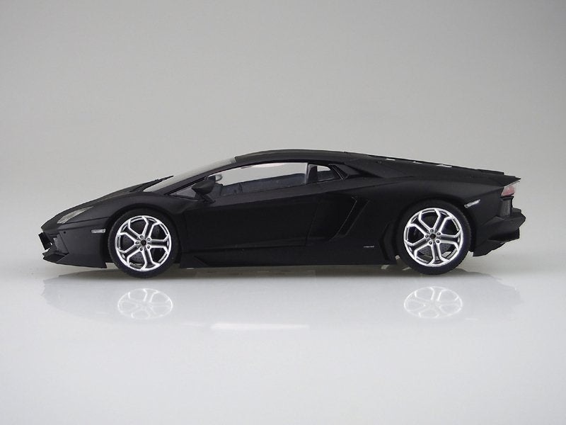 Aoshima 02738 Lamborghini Aventador LP700-4 Matte Black 1/24 – imagen 4