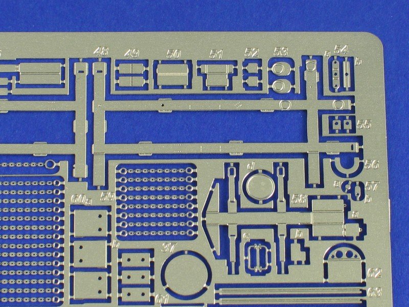 Aber 35221 German medium tank Pz.Kpfw. V, Ausf.G (Sd.Kfz. 171) Panther Ausf.G late - basic set 1/35 – imagen 2