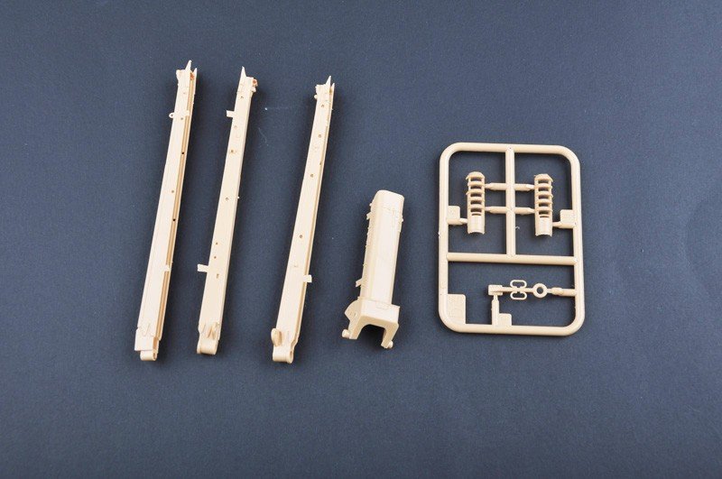 Trumpeter 02329 Soviet D-30 122mm Howitzer - Late Version 1/35 – imagen 7