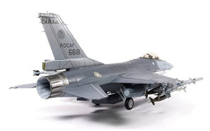 AFV Club 32S03 ROCAF Block 20 Fighting Falcon F-16AM Viper 1/32 – imagen 2