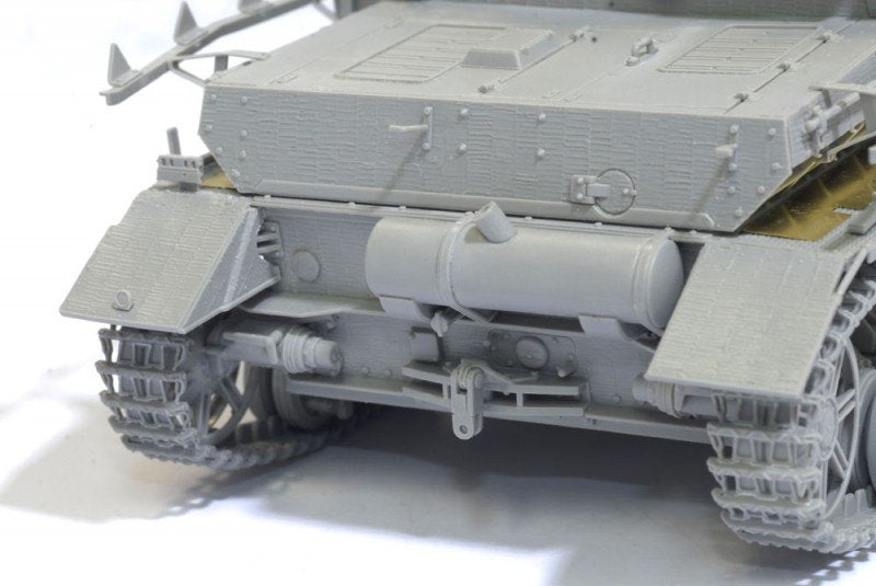 Dragon 6576 d.Kfz. 167 StuG. IV Early Production w/Zimmerit 1/35 – imagen 10