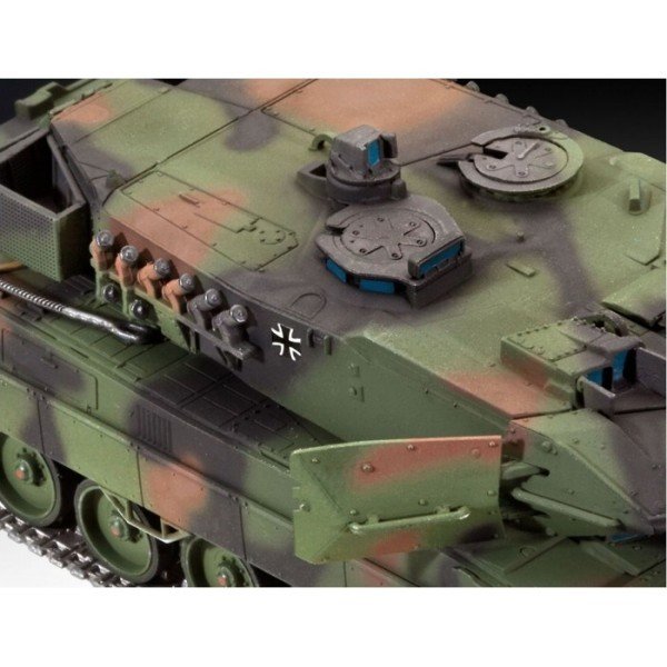 Revell 03180 Leopard 2 A6/A6M 1/72 – imagen 4