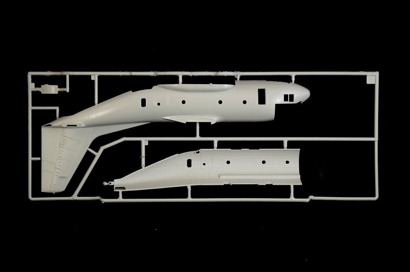 Italeri 1450 C-27J SPARTAN / G.222 1/72 – imagen 11