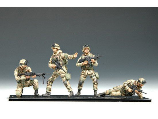 Trumpeter 00410 US101st Airborne Division Crew 1/35 – imagen 3