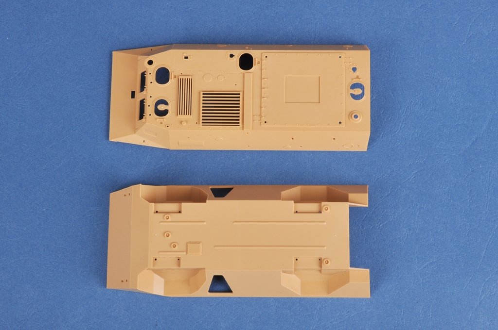 Hobby Boss 82488 WZ550 w/ AFT-9 AT Missile Launcher 1/35 – Bild 7