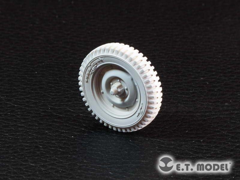 E.T. Model ER35-044 WWII U.S. Willys MB Jeep Weighted Road Wheels 1/35 – imagen 3