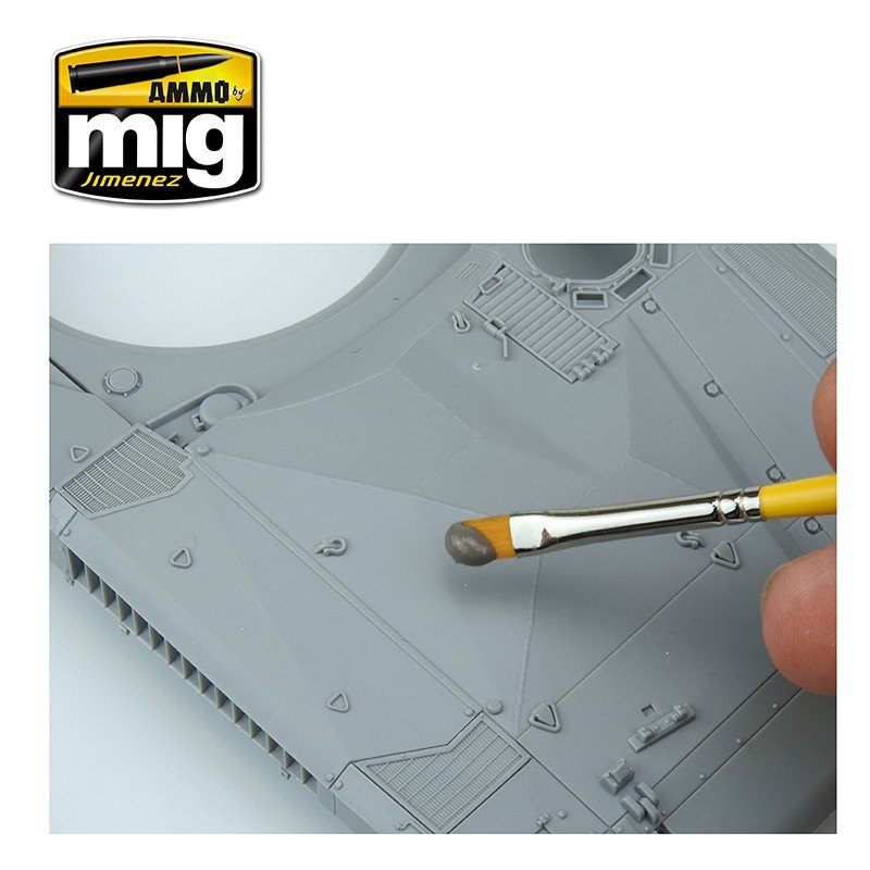 Pâte antidérapante Ammo of Mig 2035 - Couleur marron pour maquettes au 1/35 – image 5