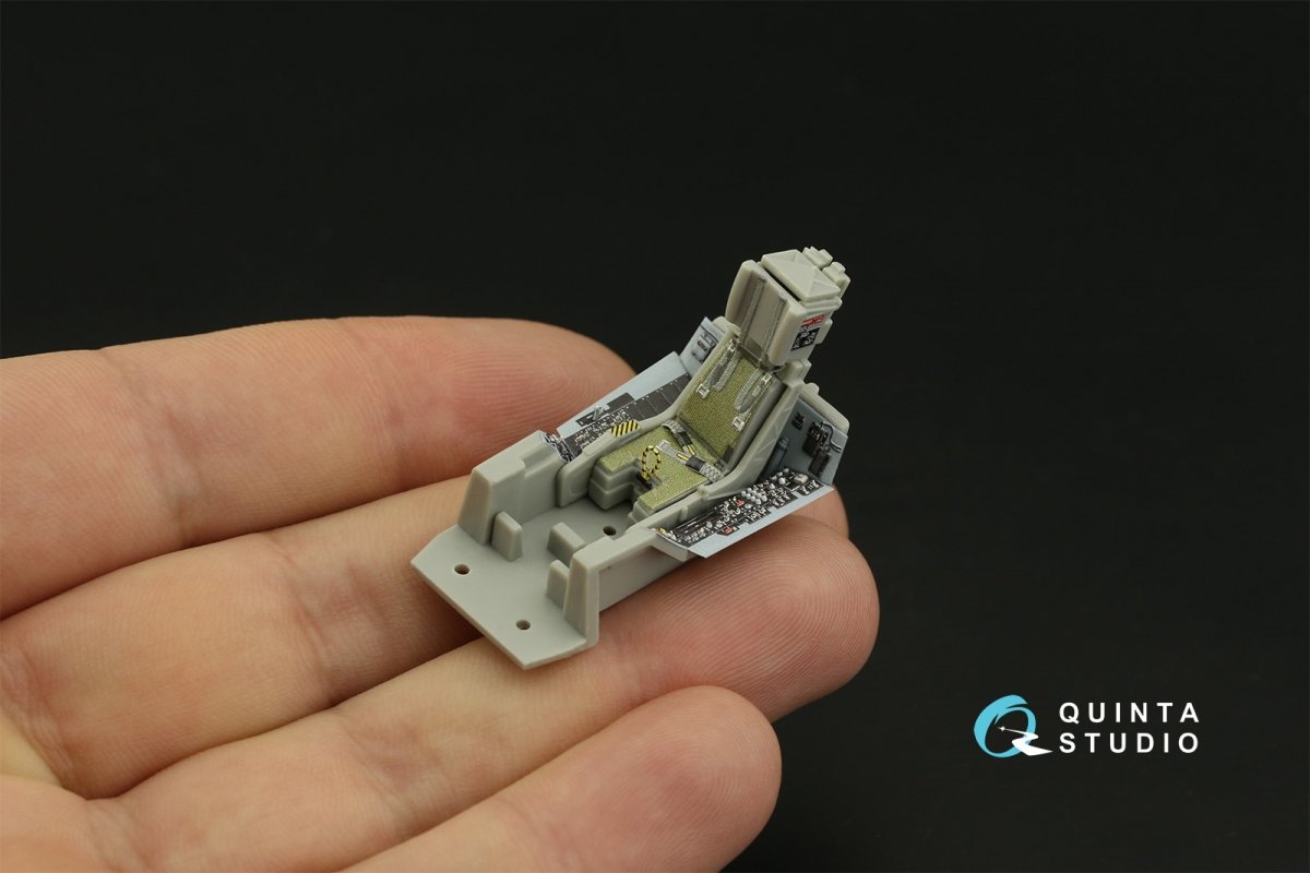 Quinta Studio QD48280 F/A-18C late 3D-Printed &amp;amp; coloured Interior on decal paper (HobbyBoss) 1/48 – zdjęcie 3