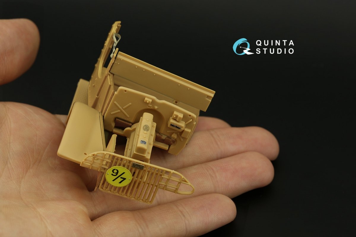 Quinta Studio QD35059 GMC CCKW 352 Open Cab 3D-Printed &amp;amp; coloured Interior on decal paper (HobbyBoss) 1/35 – imagen 4