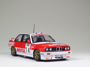 Aoshima 05061 BMW M3 E30 1989 Version Rallye Tour de Corse (1/24) – image 2