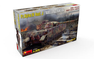 MiniArt 35339 Pz.Kpfw.IV Ausf. J Nibelungenwerk. MID PROD. SEP-NOV 1944 INTERIOR KIT 1/35 – zdjęcie 2