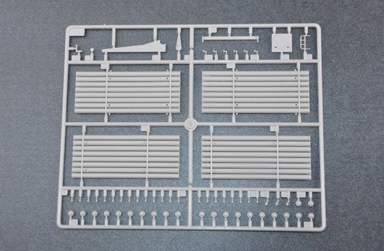 Trumpeter 01014 BM-21 Grad russe, version tardive (1/35) – image 11