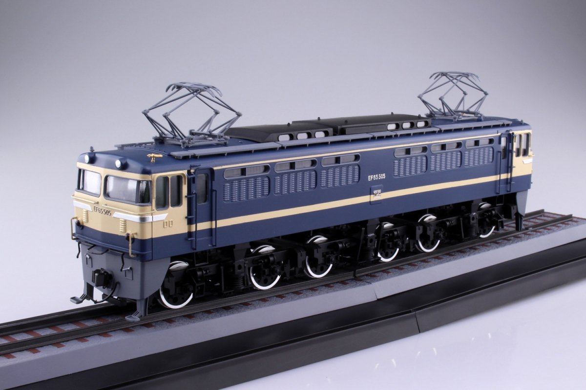 Locomotive électrique Aoshima 05342 EF65/60, modèle récent, échelle 1/45  – image 3