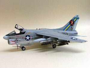 Hasegawa B8 A-7A Corsair II 1/72 – Bild 4