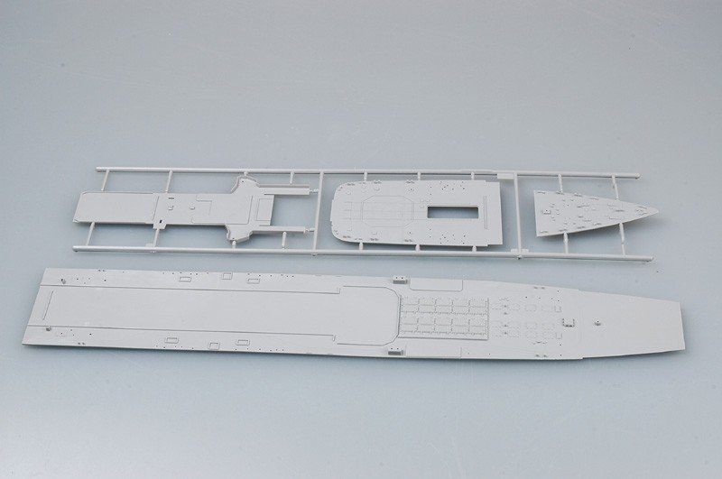 Trumpeter 04522 Russian Cruiser Pyotr Velikiy 1/350 – imagen 10