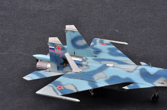 Trumpeter 01667 Russian Su-33 Flanker D – immagine 7