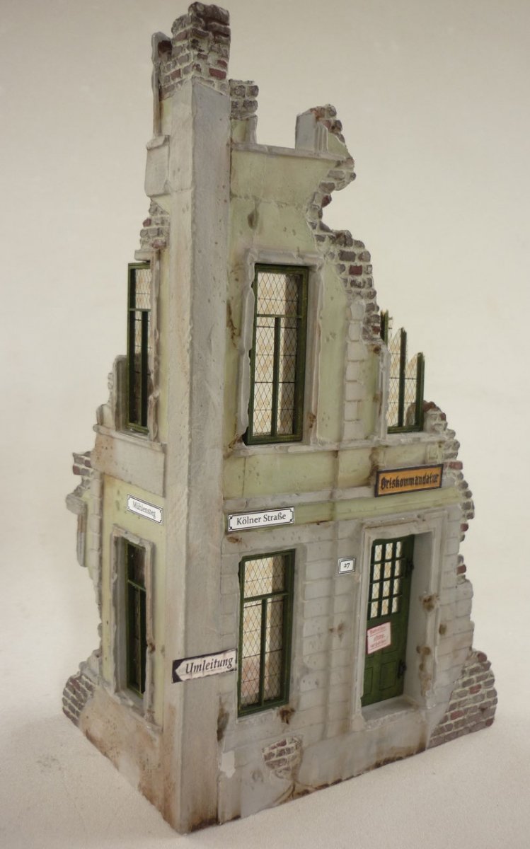 RT-Diorama 35256 Corner Ruin 1/35 – imagen 5