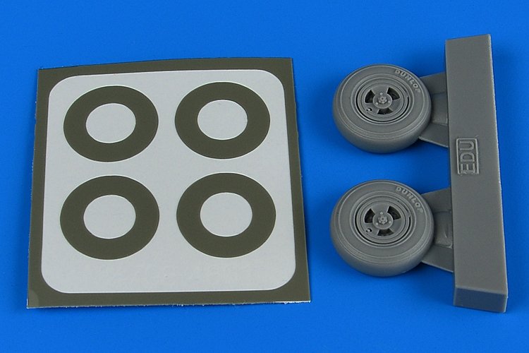 Aires 4798 Spitfire Mk.IX wheels (3-spoke) & paint masks 1/48 EDUARD