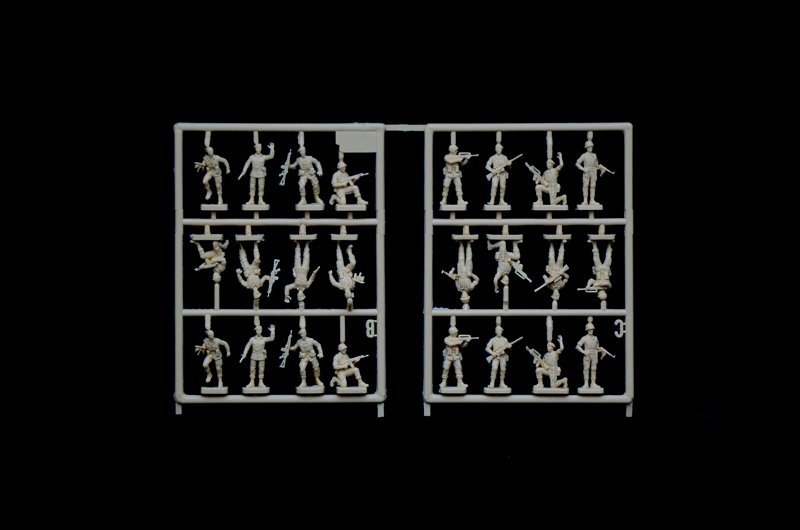 Italeri 6191 NATO TROOPS 1980s 1/72 – image 3